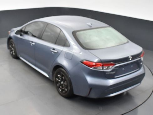 Used 2021 Toyota Corolla LE image 22