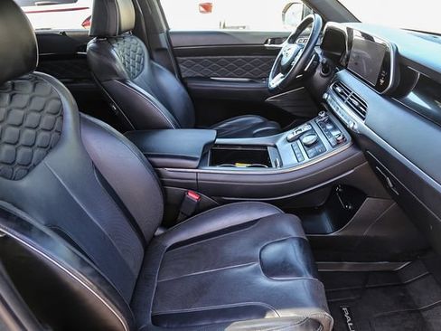 Used 2022 Hyundai Palisade Calligraphy w/ Winter Package FWD image 19
