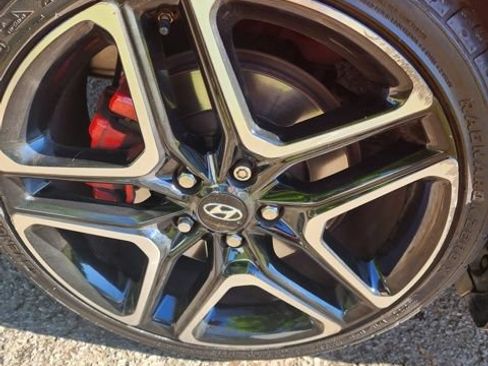 Used 2022 Hyundai Veloster N FWD image 12