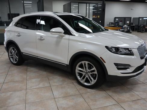 Used 2019 Lincoln MKC Reserve w/ MKC Climate Package AWD/4WD image 8