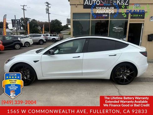 Used 2022 Tesla Model 3 Long Range AWD/4WD image 8