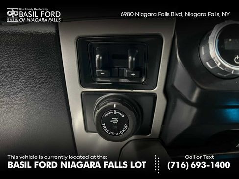 Used 2022 Ford F250 Lariat w/ Black Appearance Package image 18