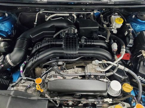 Used 2018 Subaru Impreza 2.0i Premium image 4