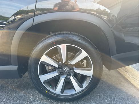 Used 2024 Honda Pilot Touring image 21