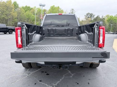 Used 2024 Ford F350 XLT image 9