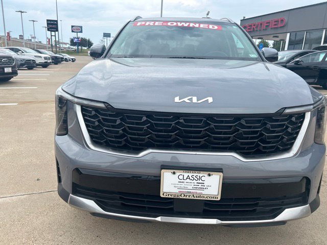 Used 2025 Kia Sorento S FWD image 2