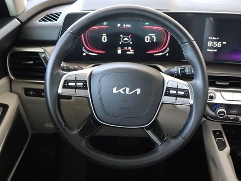 Used 2024 Kia Telluride S w/ S Sunroof Package FWD image 24