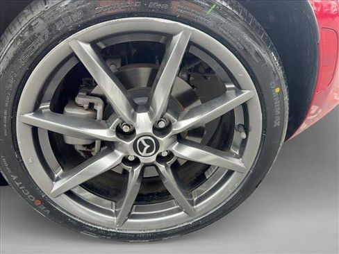 Used 2017 MAZDA MX-5 Miata RF Grand Touring image 27