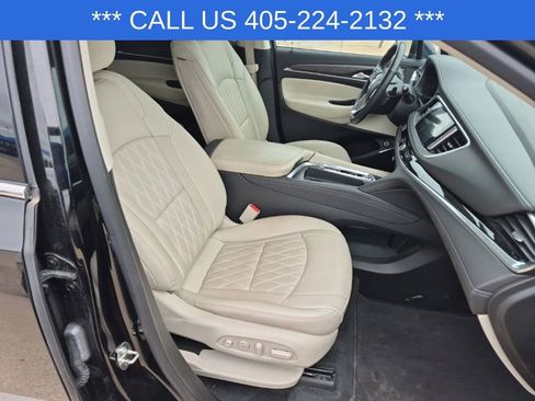 Used 2023 Buick Enclave Avenir AWD/4WD image 23