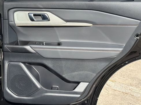 New 2026 Ford Explorer Active w/ Active Comfort Package image 14