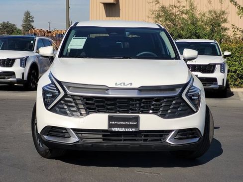 Certified 2025 Kia Sportage LX FWD image 4