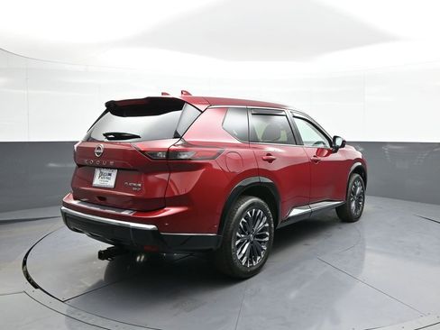 Used 2026 Nissan Rogue Platinum w/ Tech Package AWD/4WD image 6