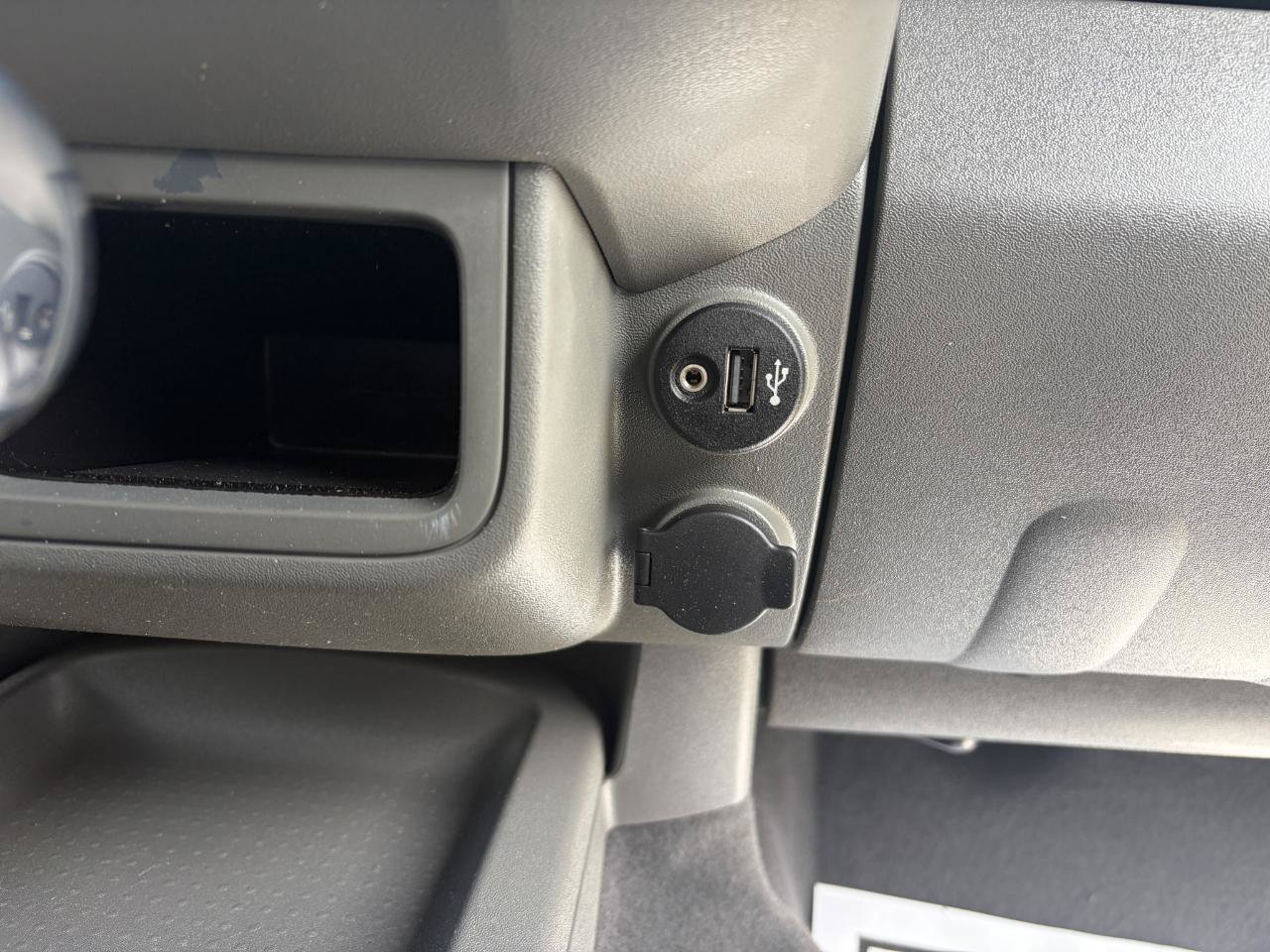 Used 2018 Nissan Frontier S RWD image 26