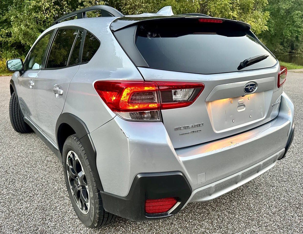 Used 2021 Subaru Crosstrek 2.0i Premium AWD/4WD image 4