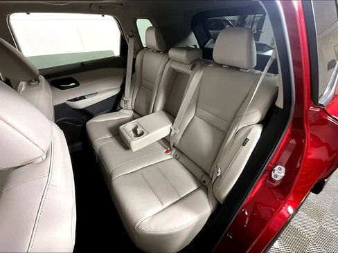 Used 2023 Nissan Rogue SL w/ SL Premium Package image 26