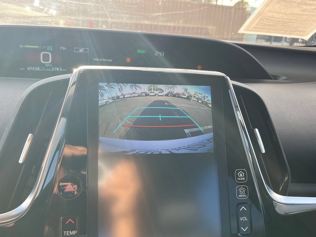 Used 2021 Toyota Prius Prime XLE w/ Carpet Mat Package (TMS) FWD image 23