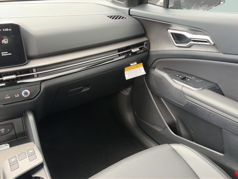 New 2026 Kia Sportage X-Line w/ X-Line Premium Package AWD/4WD image 15