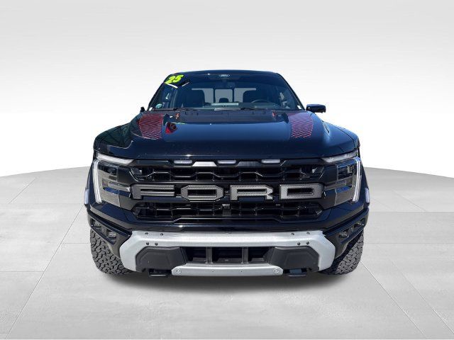Used 2025 Ford F150 Raptor AWD/4WD image 8
