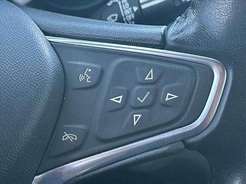 Used 2019 Chevrolet Equinox LT FWD image 25
