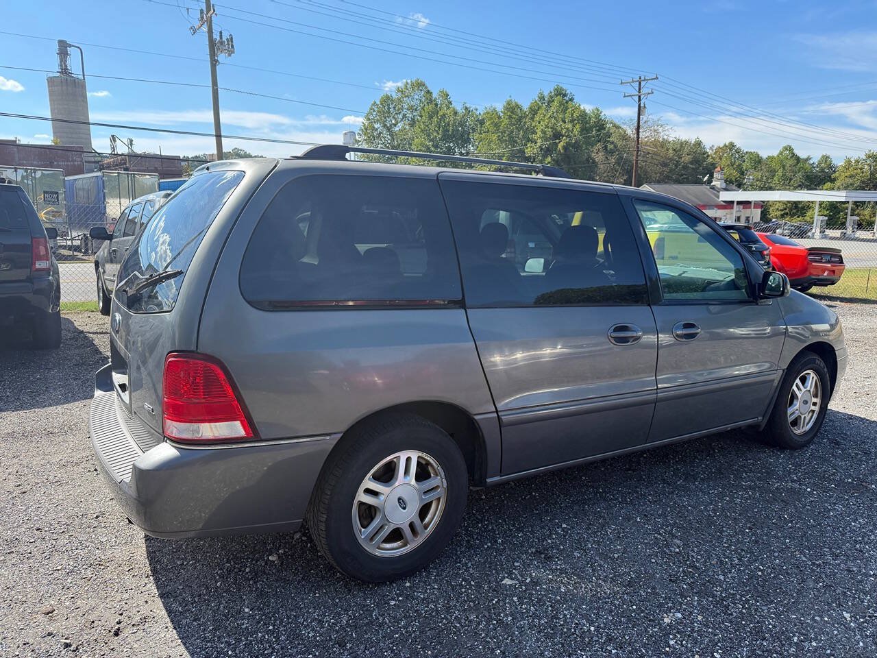 Used 2006 Ford Freestar SEL FWD image 13