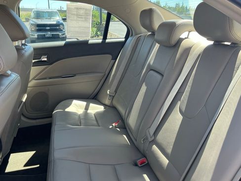 Used 2011 Ford Fusion SEL w/ 301A Rapid Spec Order Code FWD image 12