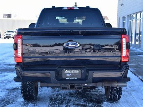 Used 2023 Ford F250 XLT w/ XLT Premium Package image 5