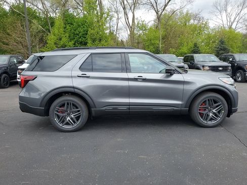 New 2026 Ford Explorer ST-Line AWD/4WD image 43
