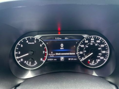 Used 2022 Nissan Sentra SR FWD image 11