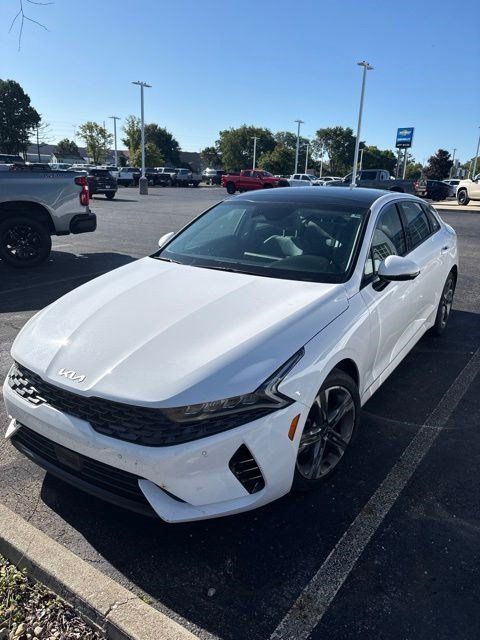 Used 2024 Kia K5 EX w/ EX Premium Package FWD image 2