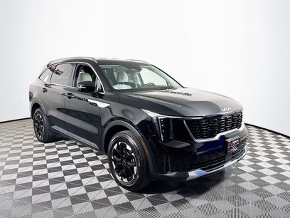 Used 2025 Kia Sorento S