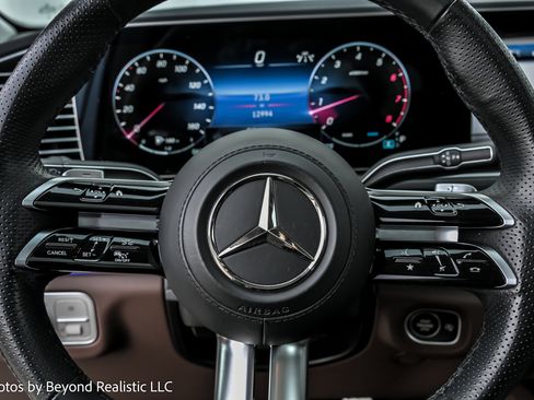 Used 2024 Mercedes-Benz GLS 450 4MATIC w/ AMG Line Exterior image 38