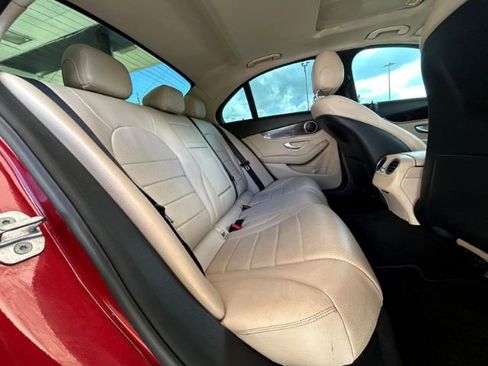 Used 2019 Mercedes-Benz C 300 Sedan image 8