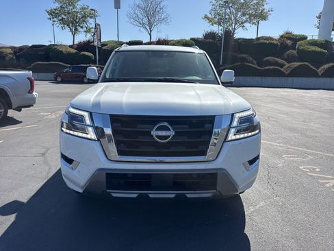 Used 2024 Nissan Armada SL w/ Captain's Chairs Package RWD image 2