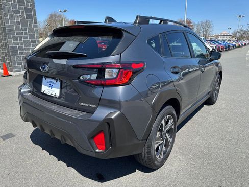 Used 2024 Subaru Crosstrek 2.0i Premium AWD/4WD image 4