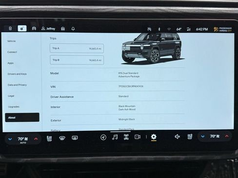 Used 2024 Rivian R1S Adventure Dual AWD/4WD image 23