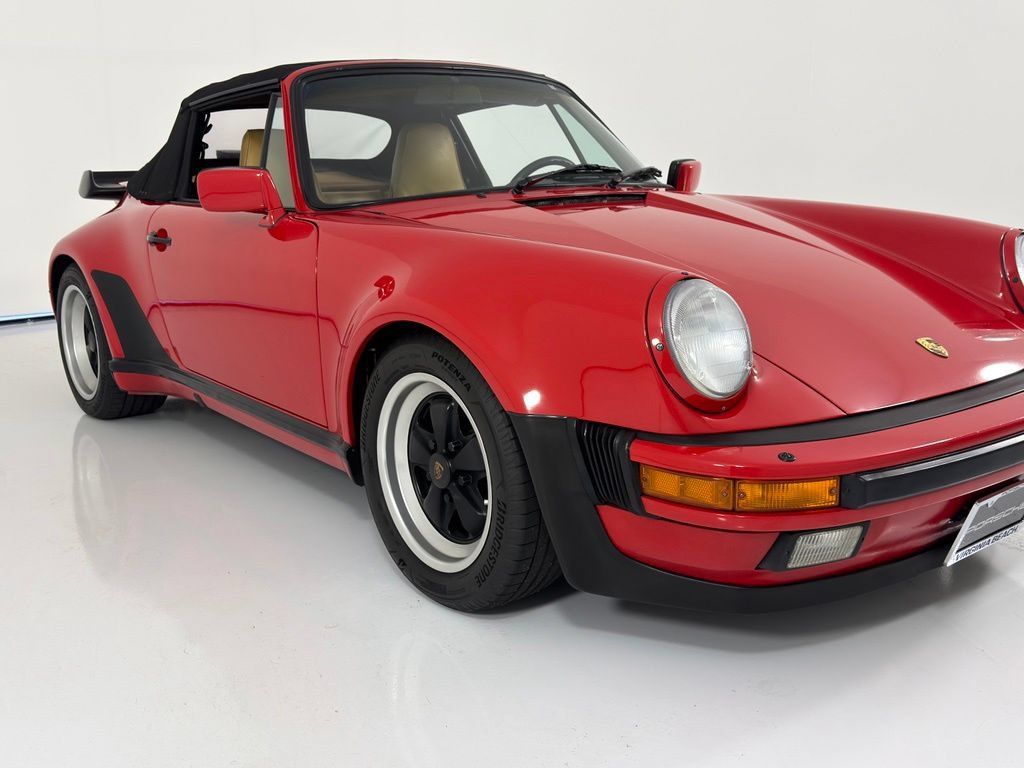 Used 1987 Porsche 911 Carrera RWD image 2