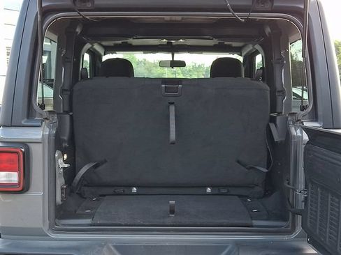 Used 2020 Jeep Wrangler Sport AWD/4WD image 28