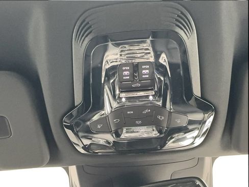 New 2025 Alfa Romeo Stelvio Sprint w/ Convenience Package AWD/4WD image 23