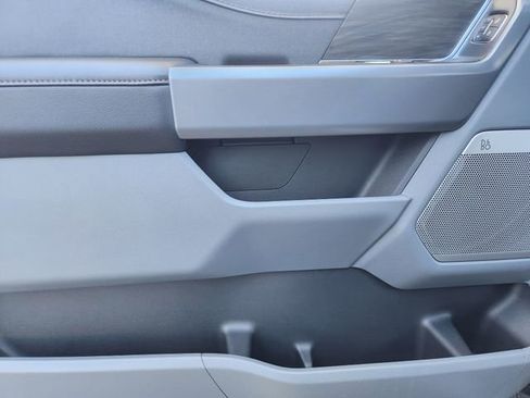 Used 2025 Ford F150 Lariat w/ Equipment Group 502A High image 19