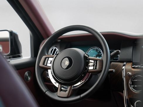Certified 2020 Rolls-Royce Cullinan AWD/4WD image 53