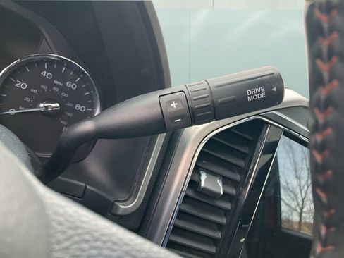 Used 2022 Ford F350 Platinum w/ Tremor Off-Road Package image 27