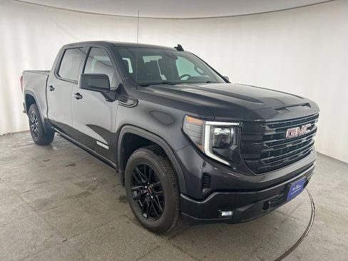 Used 2024 GMC Sierra 1500 Elevation RWD image 3