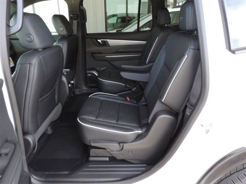 New 2026 Buick Enclave Sport Touring w/ Power Package image 17