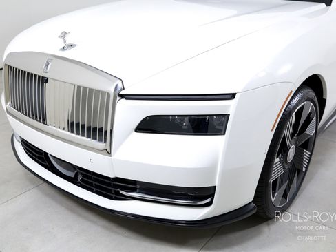 New 2025 Rolls-Royce Spectre w/ Spectre Enhancement Package AWD/4WD image 36
