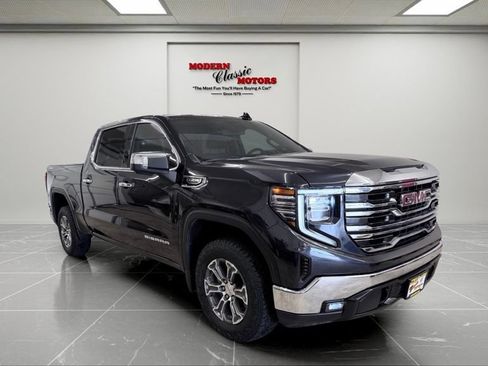 Used 2025 GMC Sierra 1500 SLT AWD/4WD image 1
