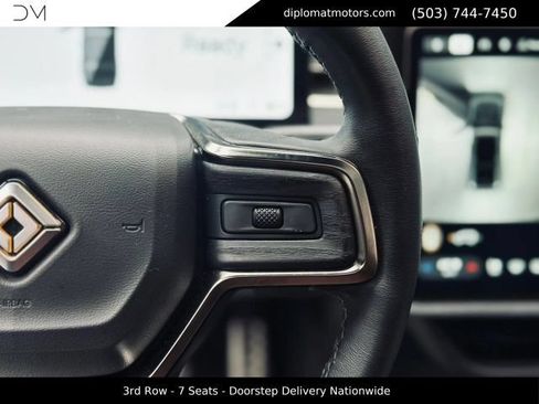 Used 2024 Rivian R1S Adventure AWD/4WD image 34