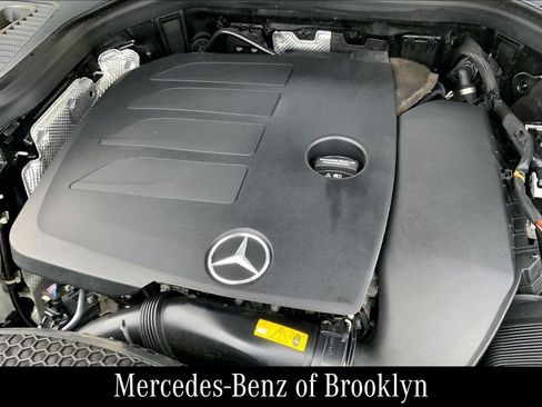 Used 2022 Mercedes-Benz GLC 300 4MATIC image 34