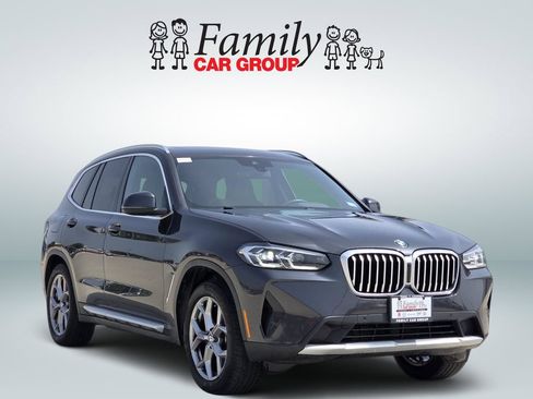 Used 2023 BMW X3 xDrive30i w/ Convenience Package AWD/4WD image 2