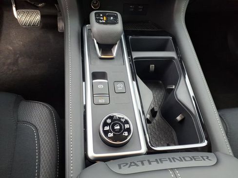 New 2026 Nissan Pathfinder SV image 14