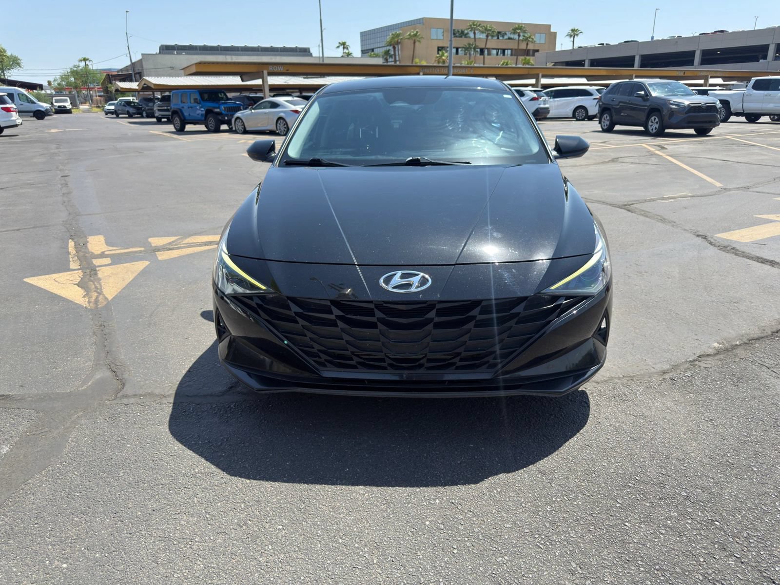 Used 2023 Hyundai Elantra SEL FWD image 2